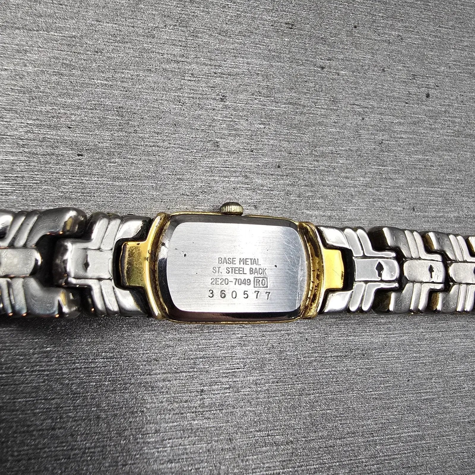 Seiko Watch Women 13mm MOP Dial Two Tone Rectangle 2E20-7049 New Battery Vintage10
