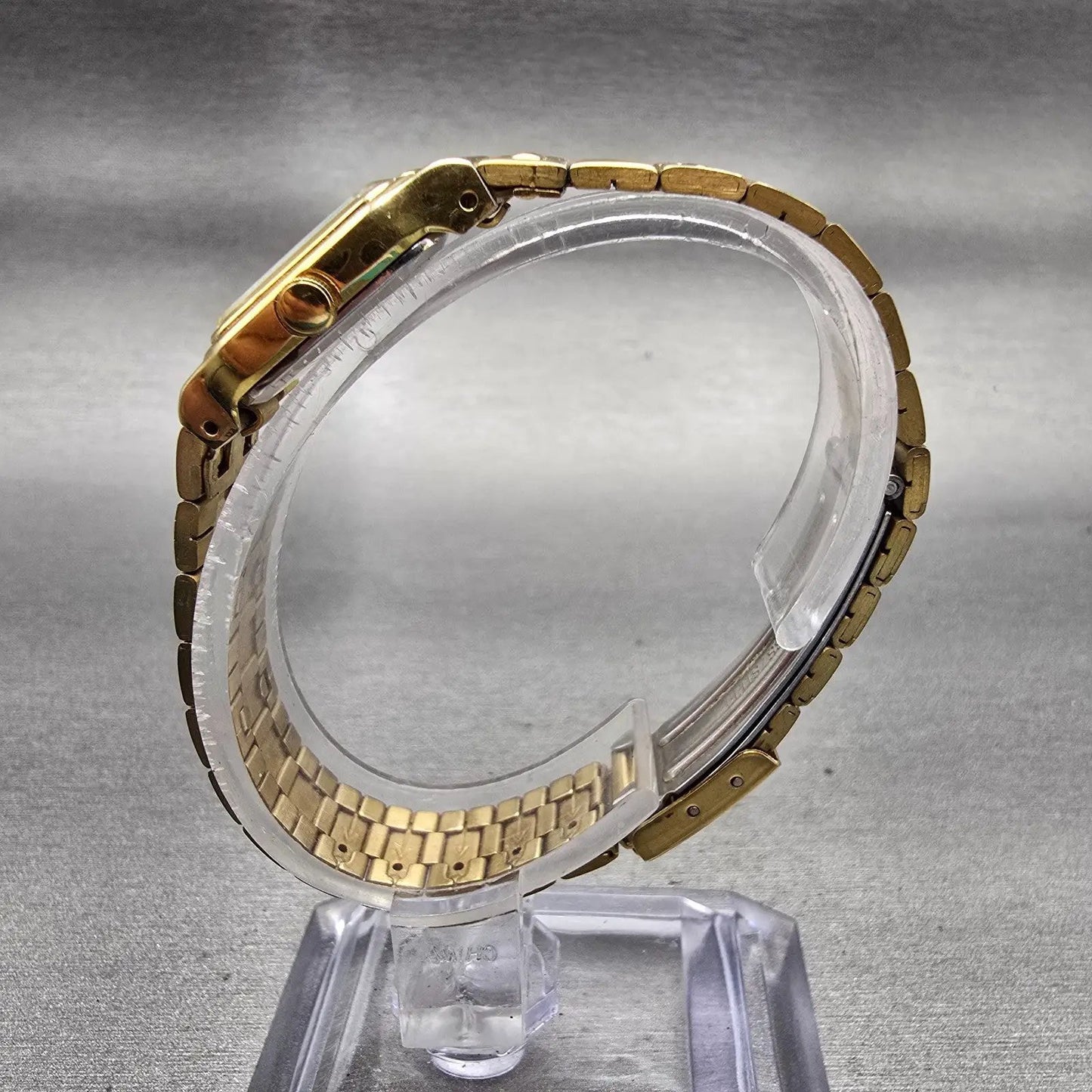 Citizen CQ Watch Women 17mm Champagne Dial Gold Tone 3220-S60228 New Battery VTG6