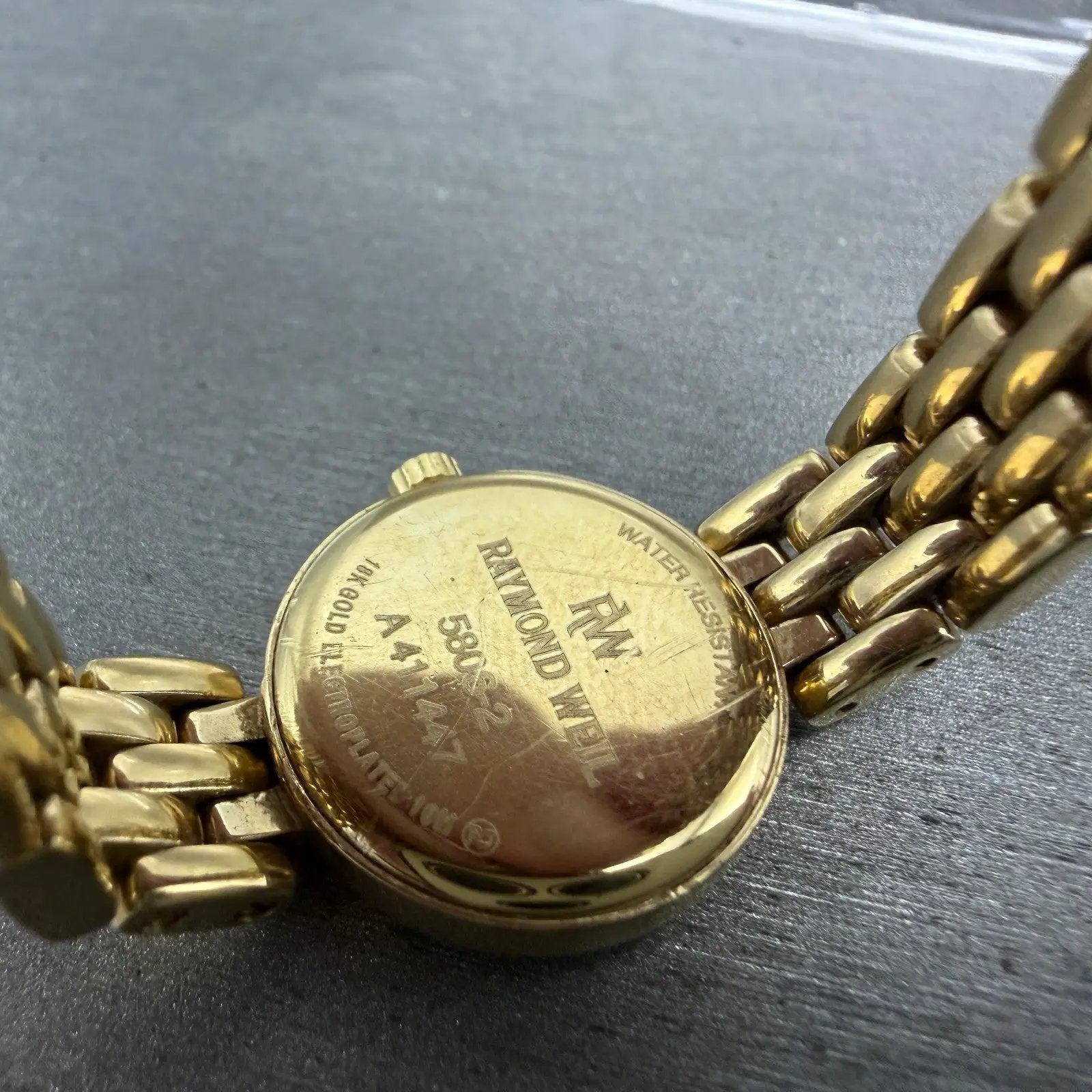 Raymond Weil Watch Women 20mm Gold Dial Gold Plated Round 5806-2 New Battery9
