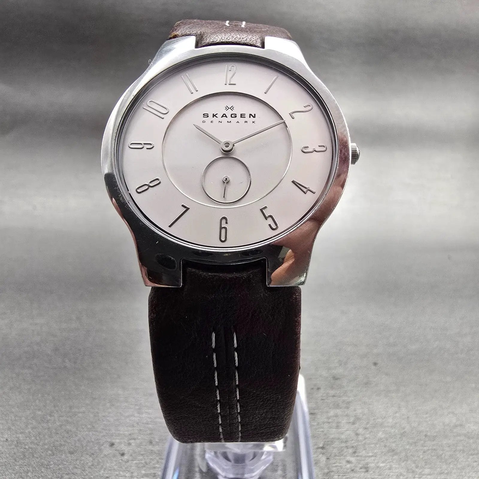 Skagen Watch Men 34mm Silver Dial Silver Tone Round 433LSL1 READ!!!! New Battery5