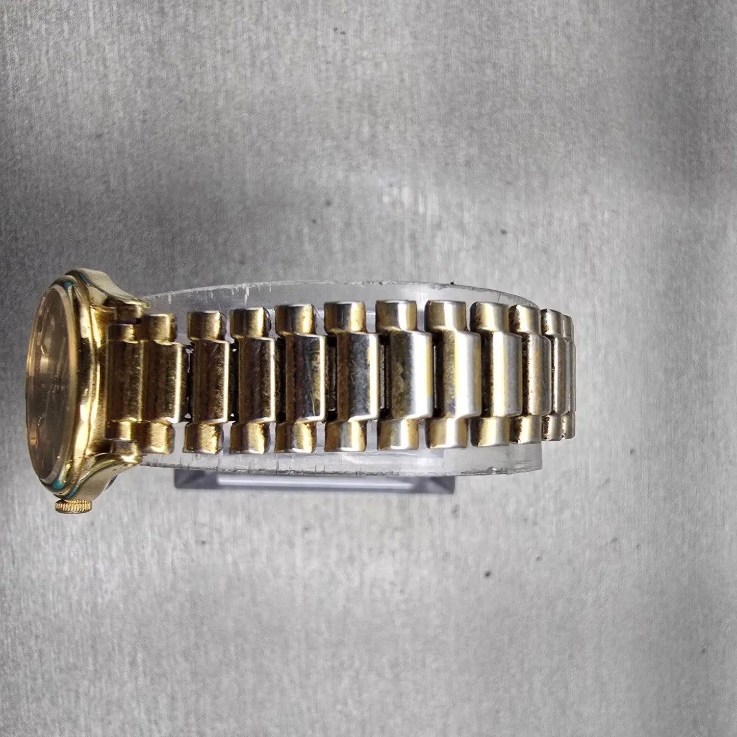 Seiko Watch Women 20mm Gold Dial Gold Tone Round 2C21-0029 New Battery Vintage4