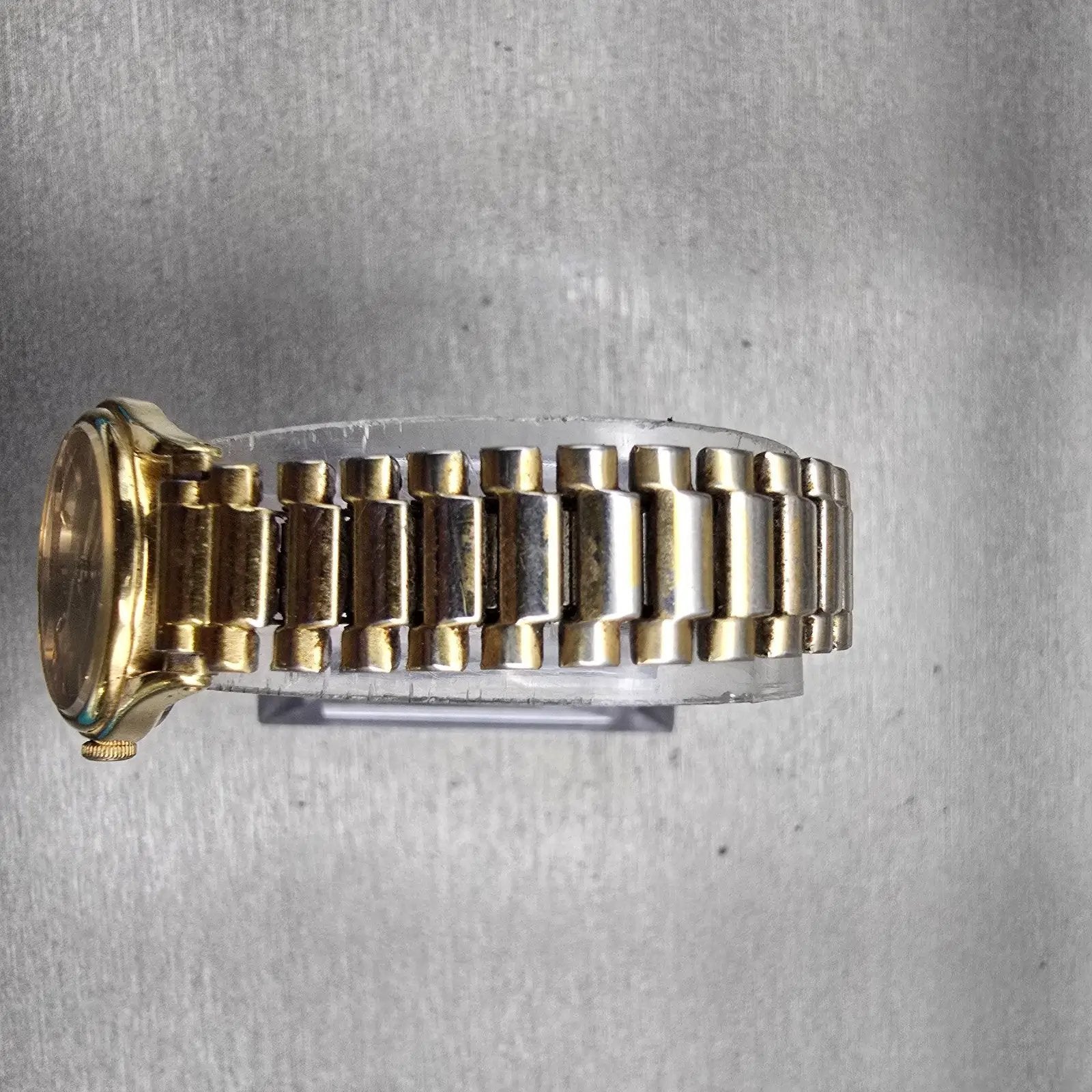 Seiko Watch Women 20mm Gold Dial Gold Tone Round 2C21-0029 New Battery Vintage4