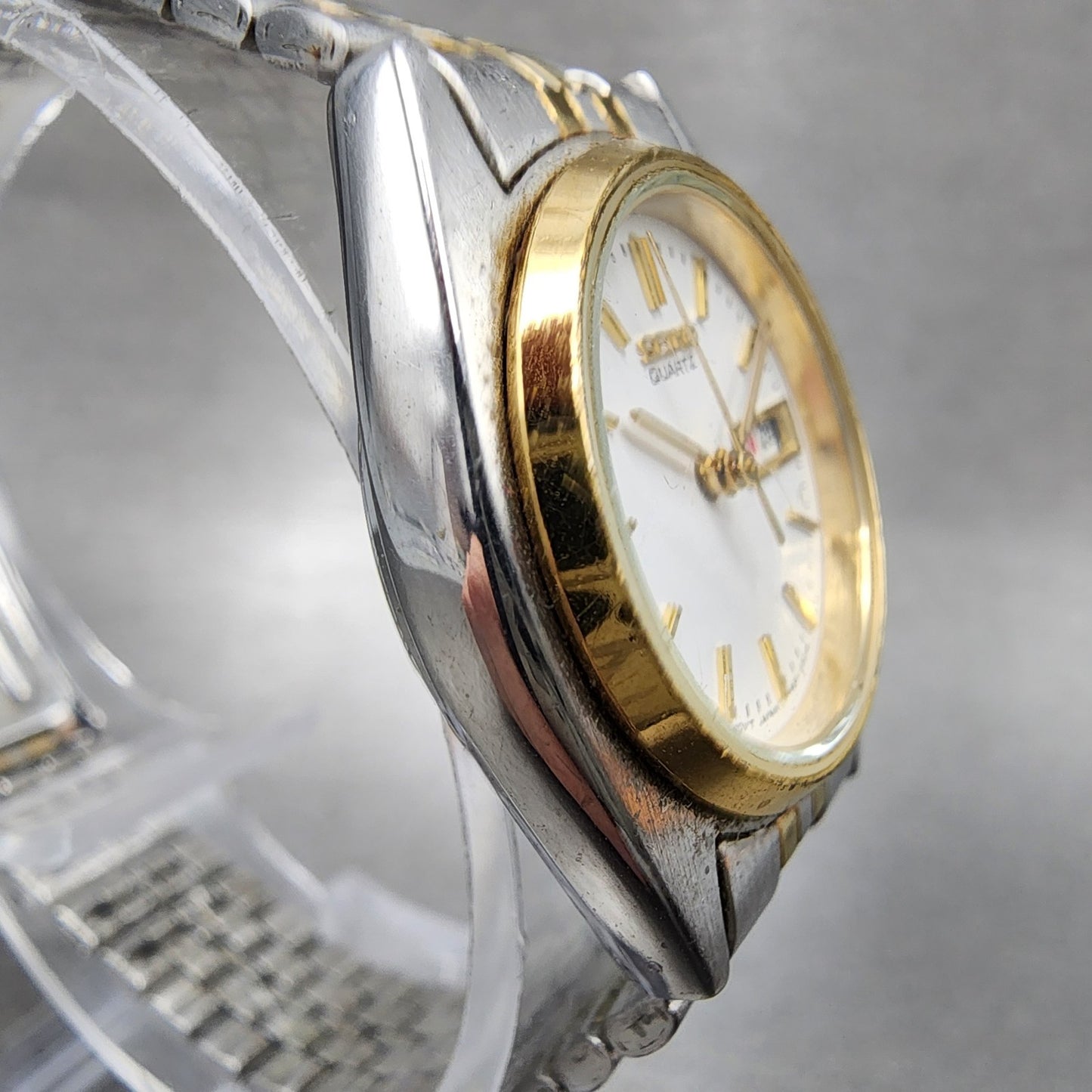 Seiko Watch Women 25mm White Dial Two Tone Daydate 7n430011 Round New Battery3