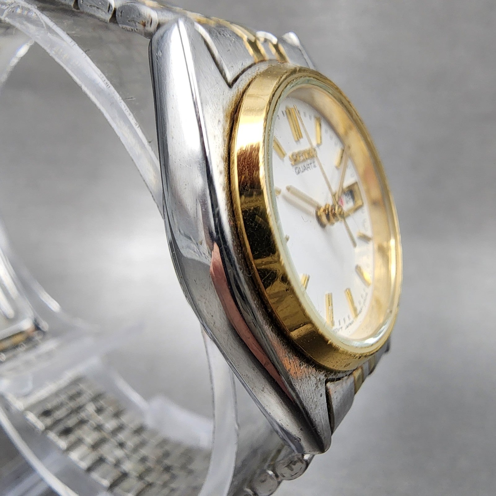 Seiko Watch Women 25mm White Dial Two Tone Daydate 7n430011 Round New Battery3