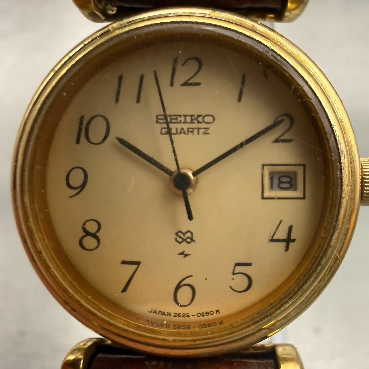 Seiko SQ Watch Women 24mm Champagne Dial Gold Tone Date Round 2625-0079 New Batt1