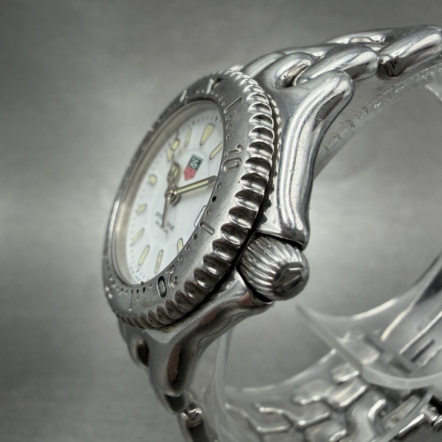 Tag Heuer Professional Dive Watch Women 28mm White Dial Steel Date WG1310 NewBat2