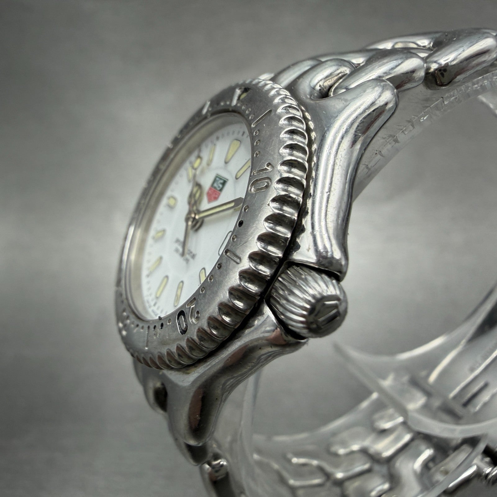 Tag Heuer Professional Dive Watch Women 28mm White Dial Steel Date WG1310 NewBat2