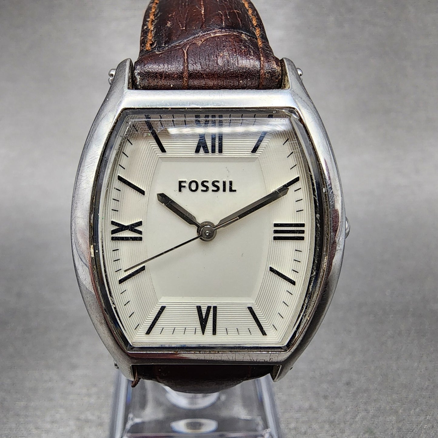 Fossil Watch Women 28mm White Dial Stainless Steel Tonneau ES3122 New Battery0