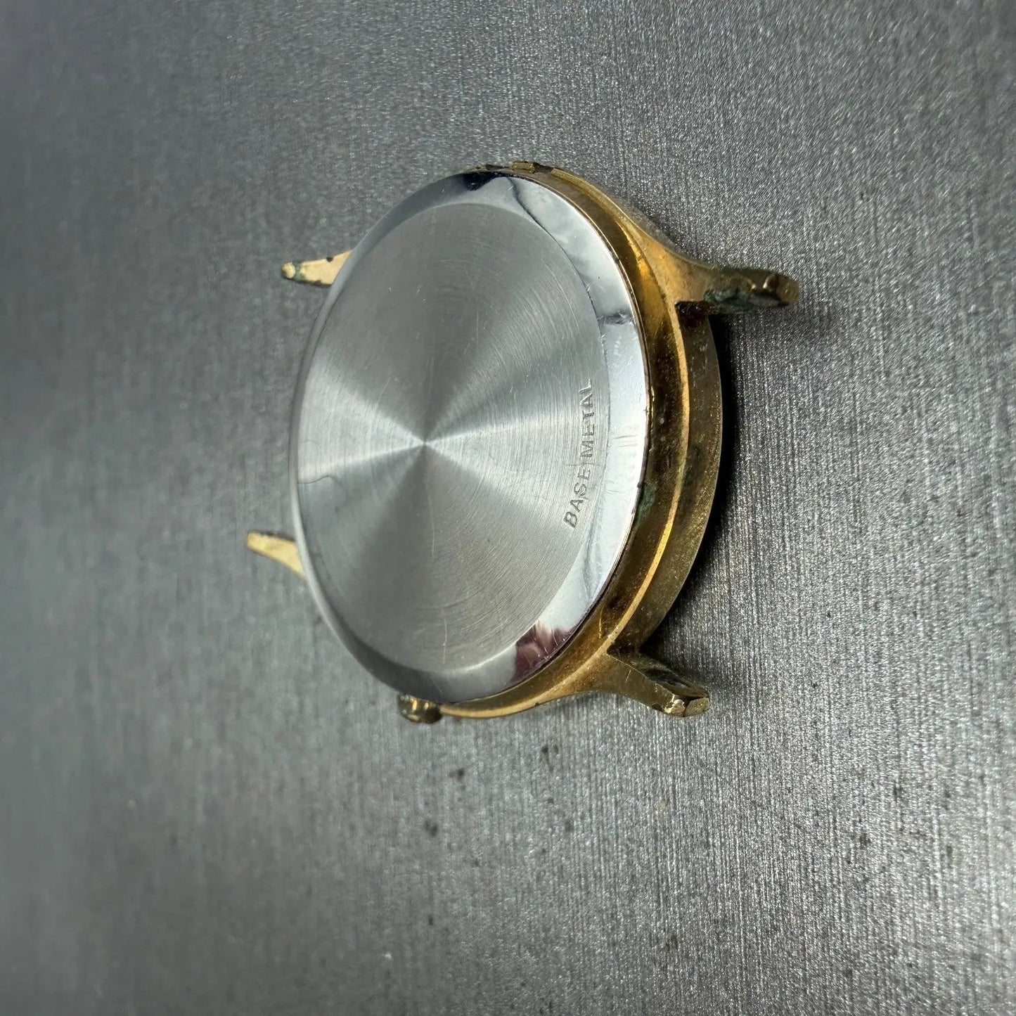 Wittnauer Pegasus Watch Men 33mm Champagne Dial Gold Tone Round New Battery11