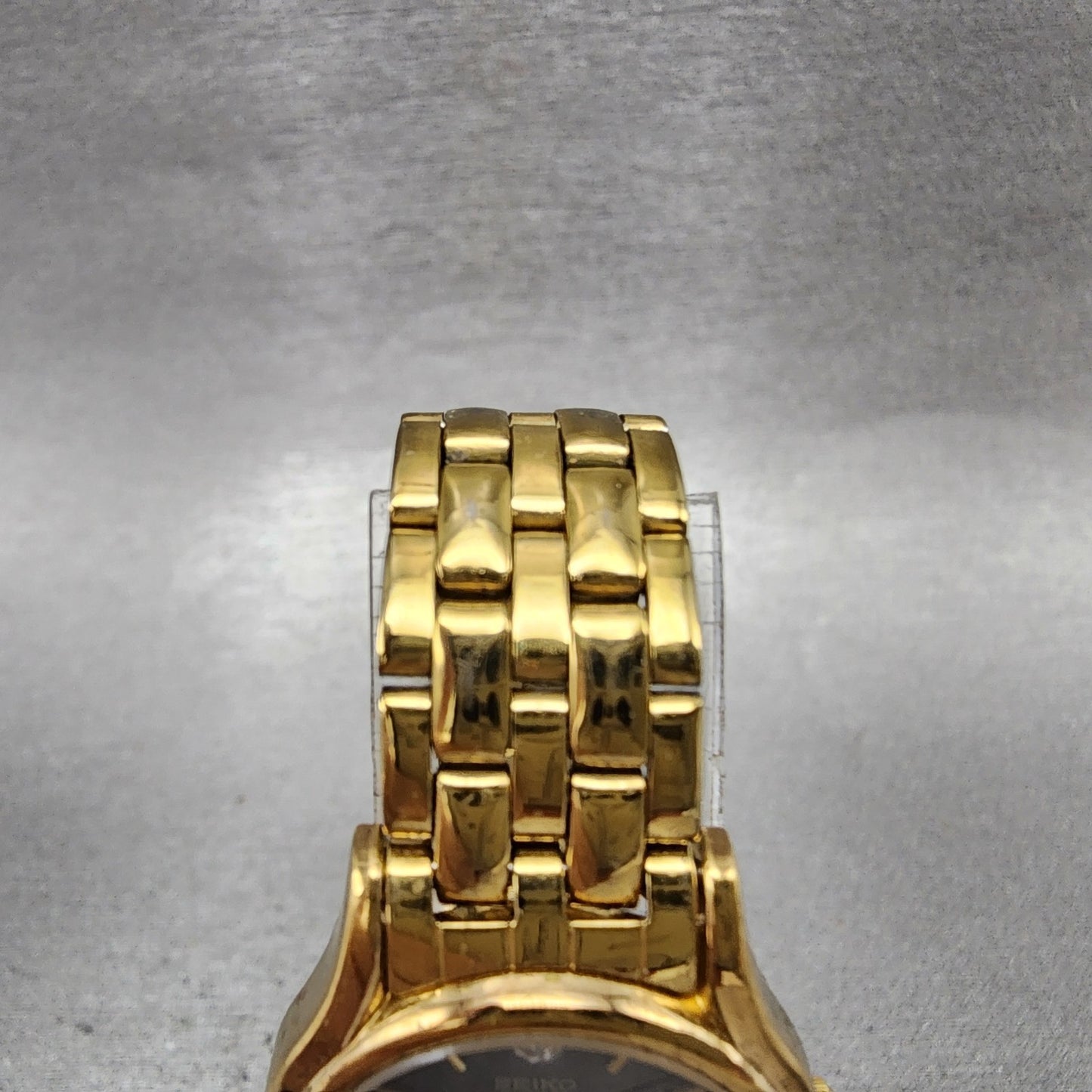 Seiko watch Women 24mm Black Dial Gold Tone Round V4011600 New Battery4