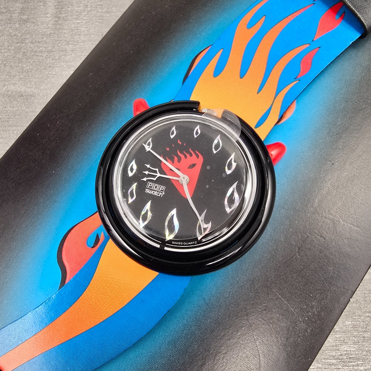 Swatch Pop Hot Stuff Watch Men 40mm Black Dial Black PMB103 New Battery NOS CH0