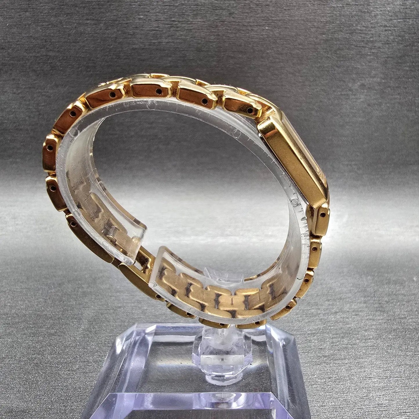 Seiko Tank Watch Women 16mm White Dial Gold Tone Rectangle 1N00-6T10 New Battery8