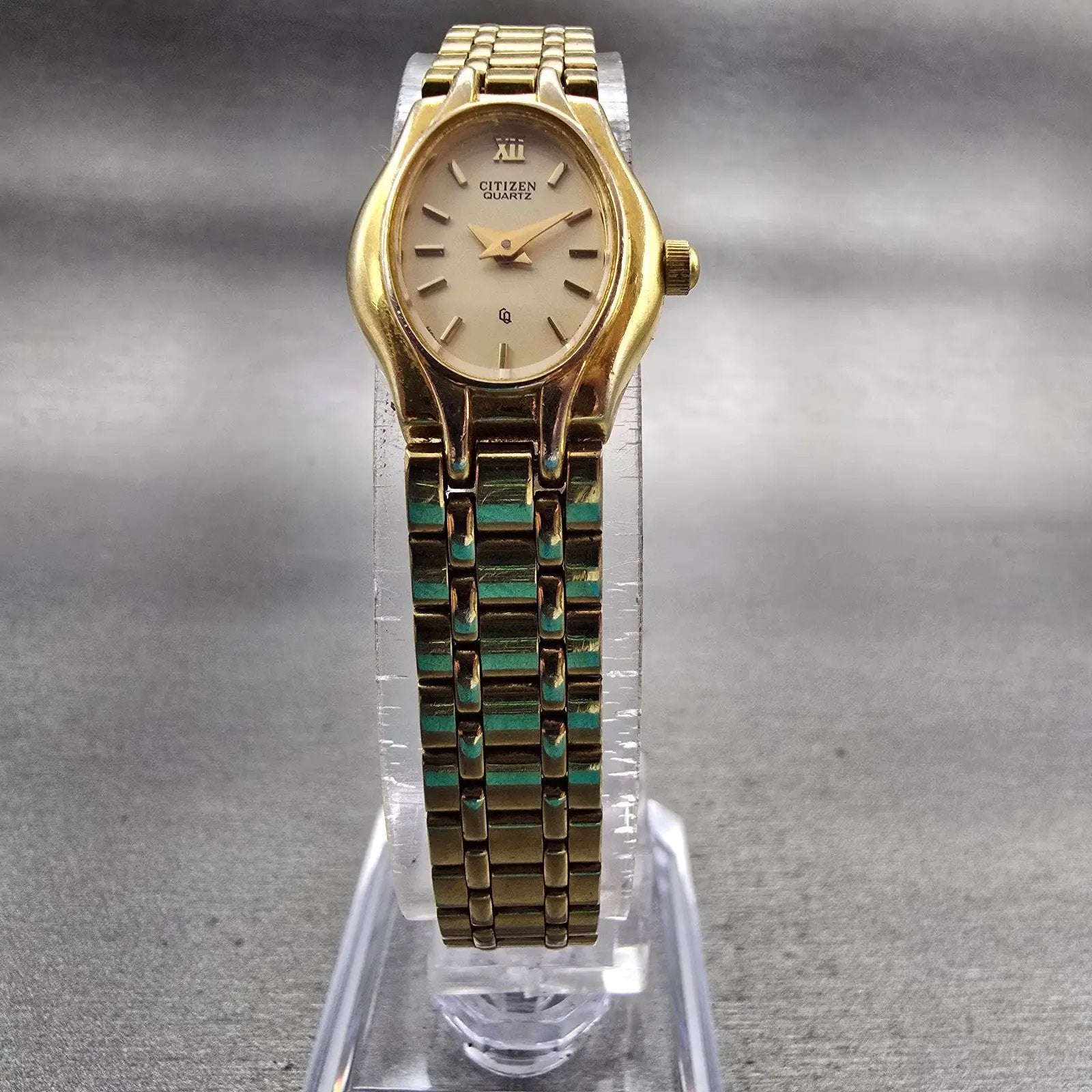 Citizen CQ Watch Women 17mm Gold Dial Gold Tone Oval 3220-848667 New Battery VTG5