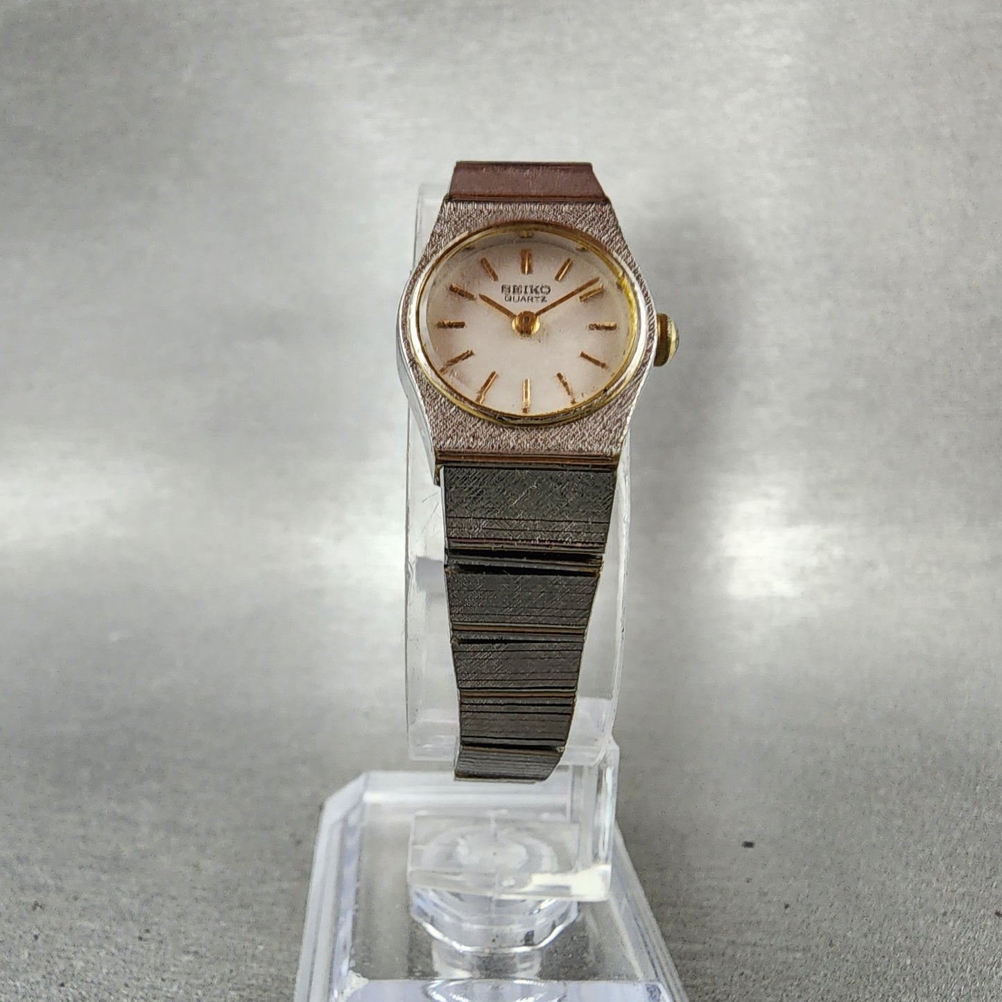 Seiko Watch Women 17mm Silver Dial Two Tone Round 54200129 New Battery Vintage5