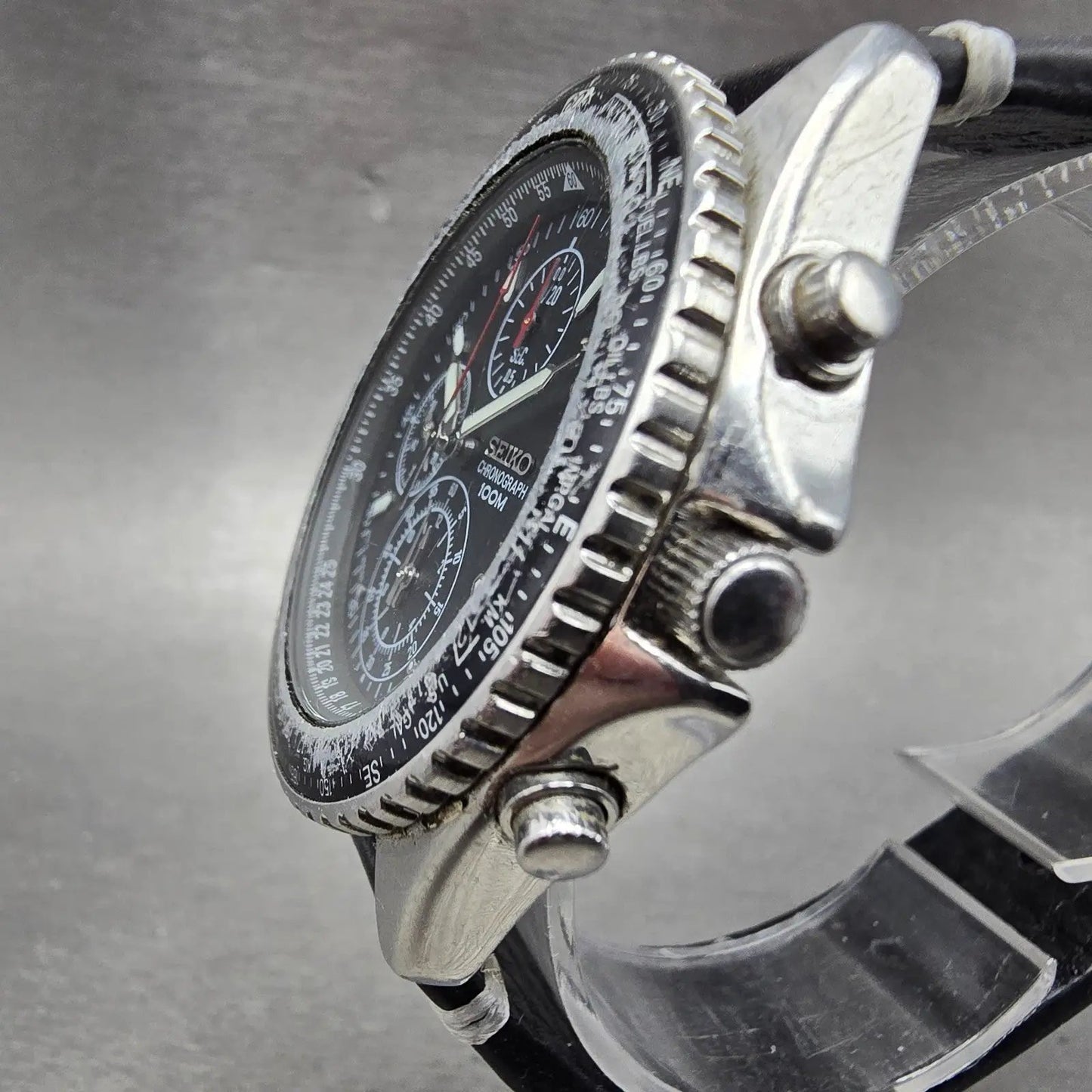 Seiko Flightmaster Chronograph Watch Men 40mm Black dial Steel Date New BatteryQ2