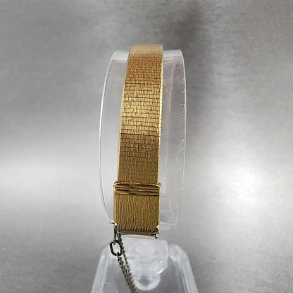 Seiko Watch Women 17mm Gold Dial Gold Tone Oval 54205159 New Battery7