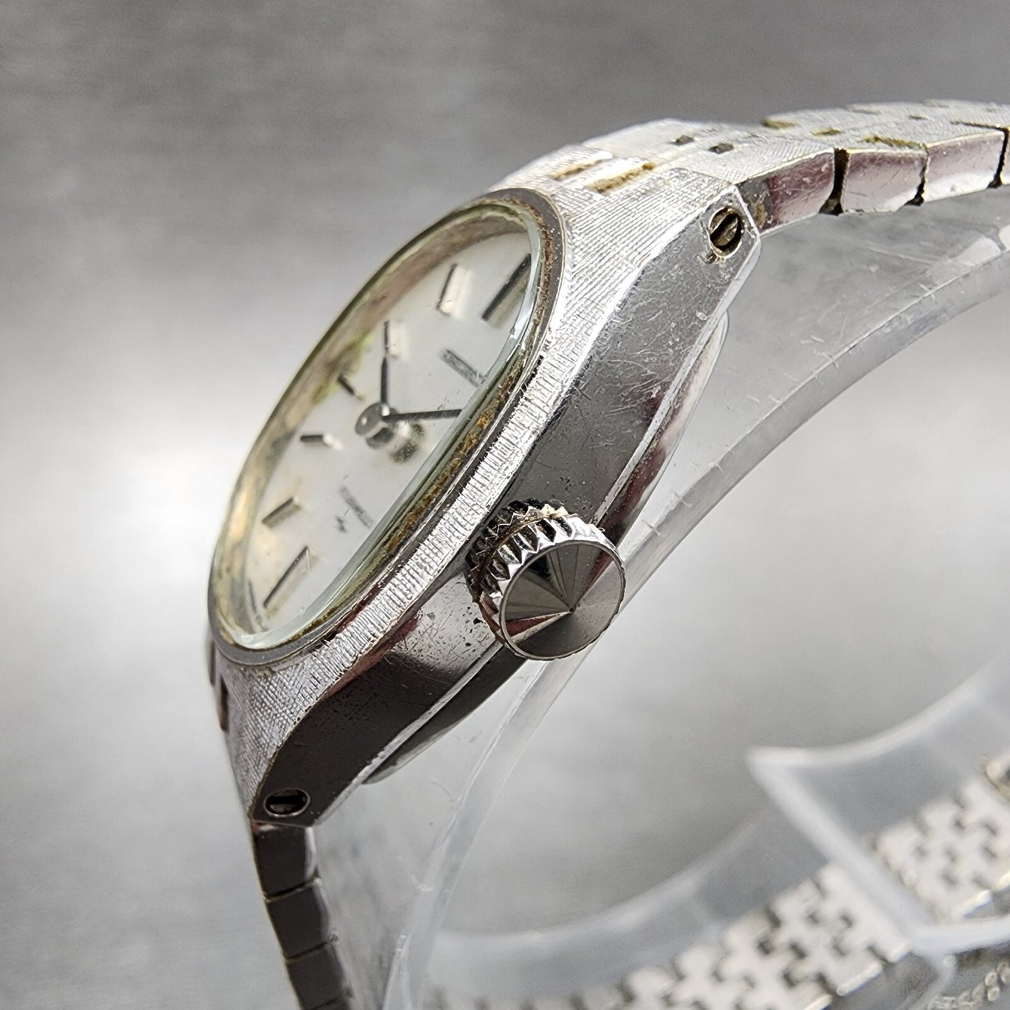 Seiko Watch Women 17mm Silver Dial Gold Plated Oval Manual Wind 17-7100 Runs