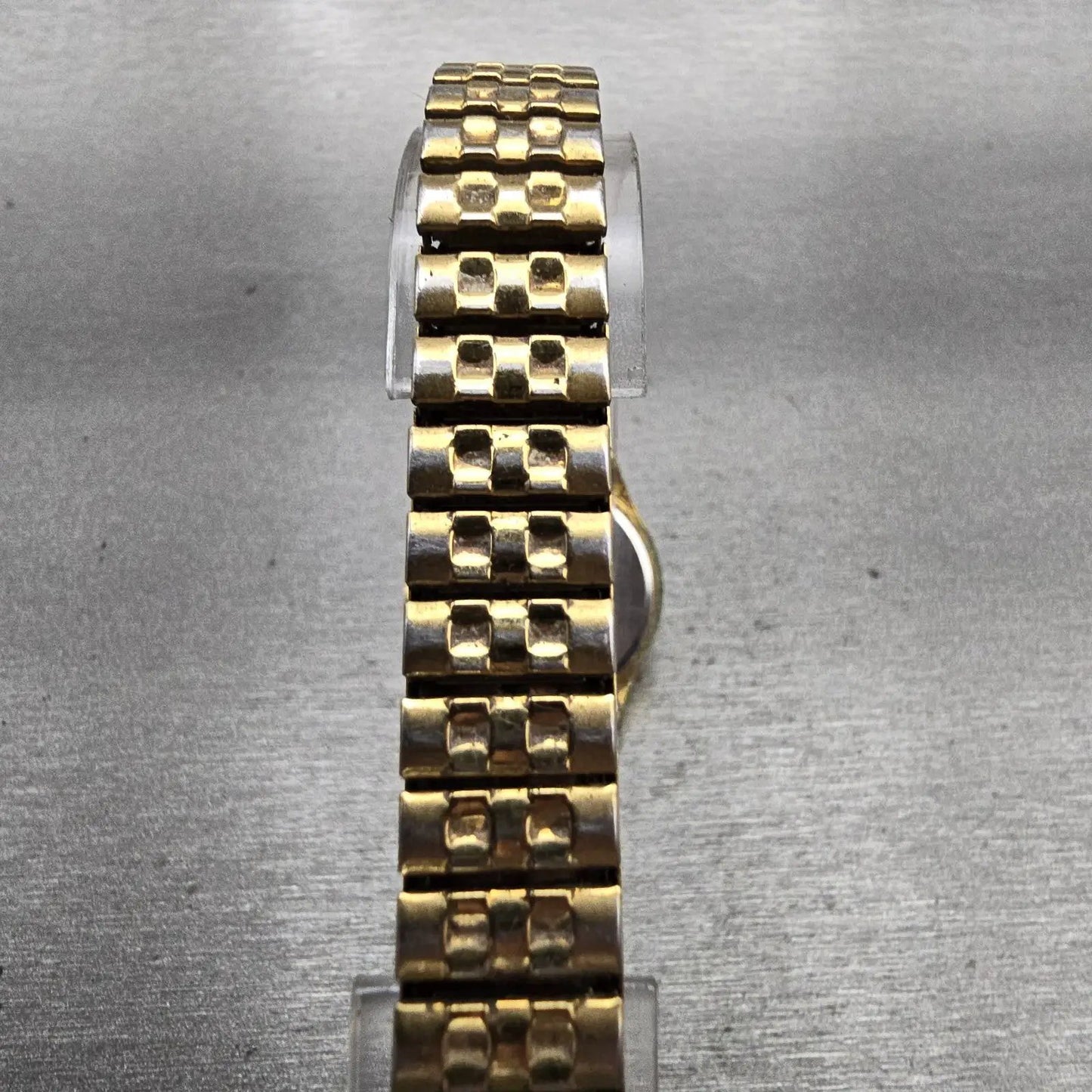 Citizen Watch Women 25mm White Dial Gold Tone Daydate Round 1002-S99442 New Batt7