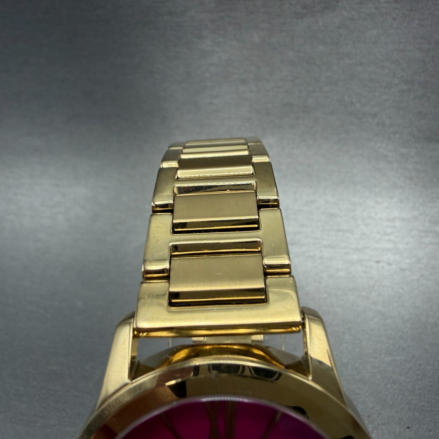 Michael Kors Hartman Watch Women 38mm Pink Dial Gold Tone Round MK-3520 New Batt4