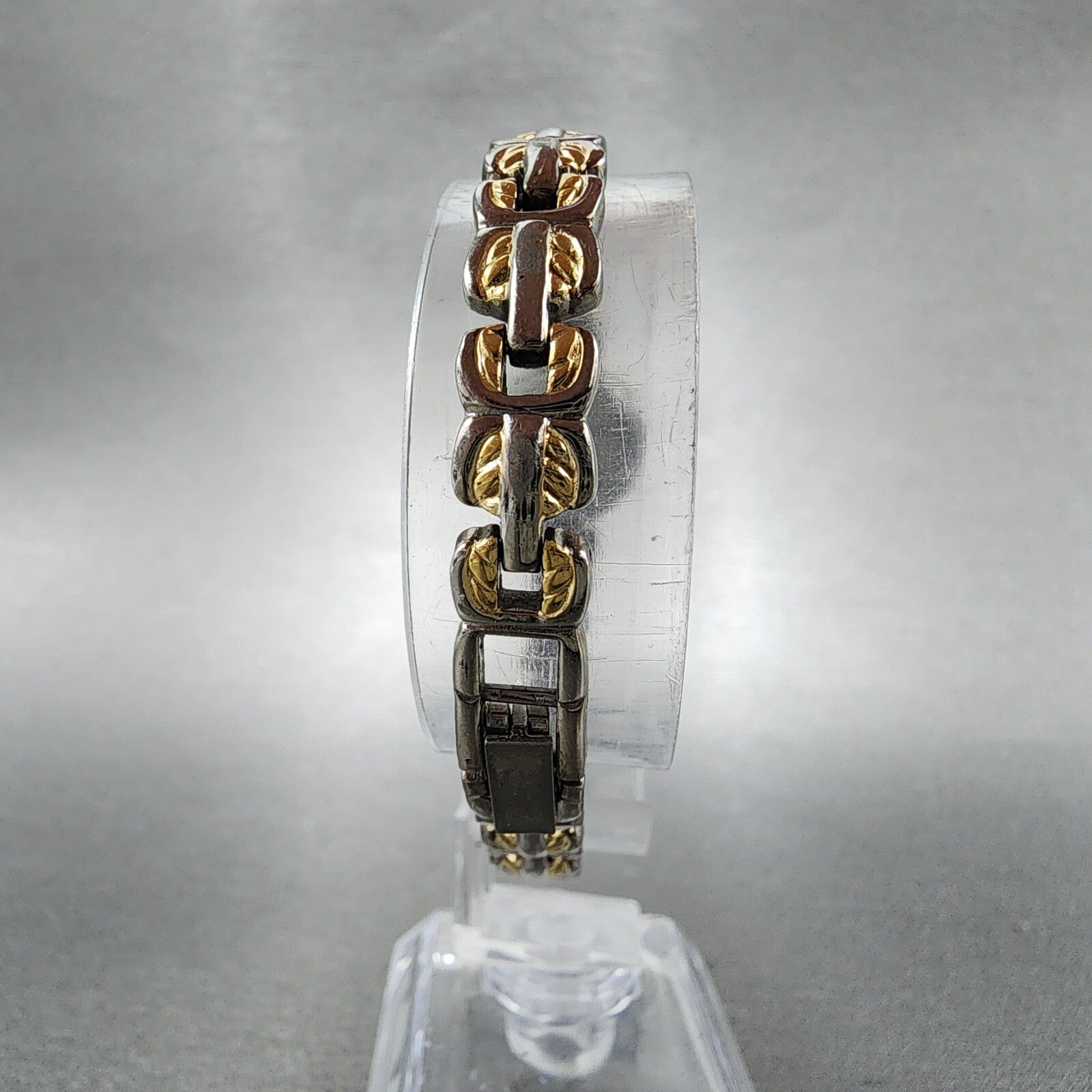 Bulova Watch Women 16mm White Dial Two Tone Oval 98L66 New Battery Vintage7