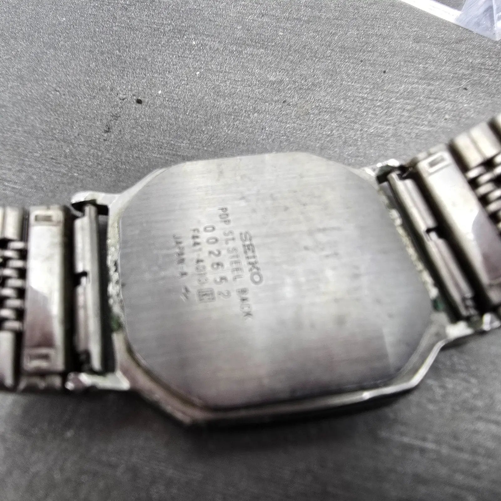 Seiko Watch Men 30mm Silver Digital F441-4010 Octagon PARTS Vintage10