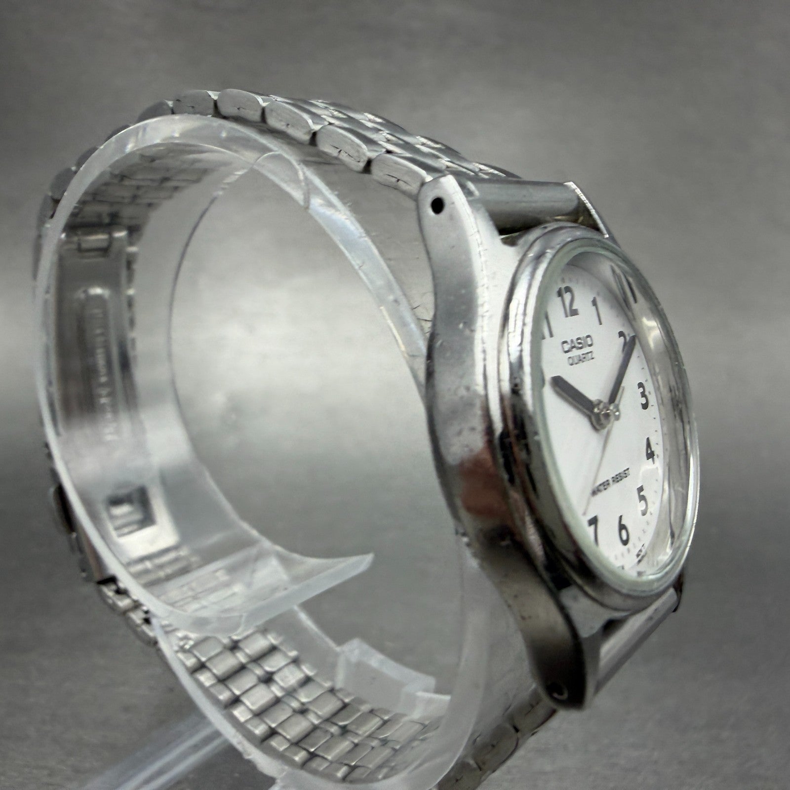 Casio Watch Women 25mm White Dial Silver Tone Round LQ-410 New Battery VTY3