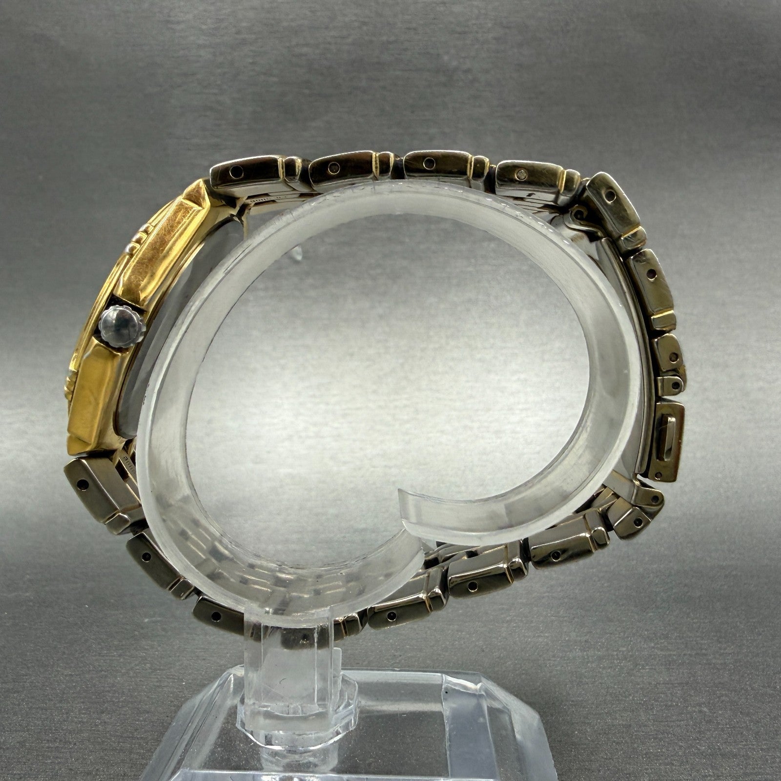 Seiko Watch Men 37mm White Dial Gold Date Round Vintage 7N42-0BD0 PARTS7