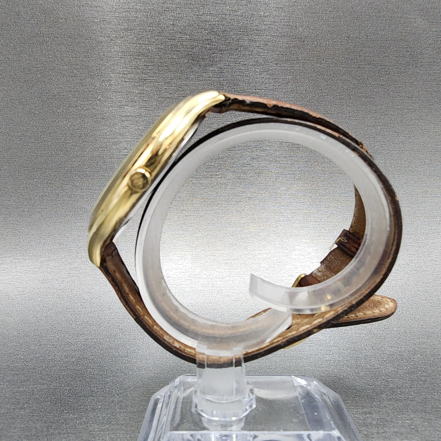 Michael Kors Slim Runway Watch Women 42mm Gold Dial Gold Tone Round New Battery6
