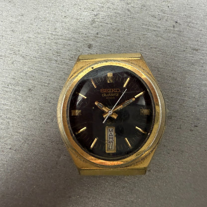 Seiko SQ Watch Men 37mm Black Dial Gold Tone Daydate Oval 0903-8029 PARTS VTG0