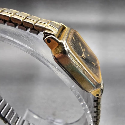 Citizen CQ Watch Women 17mm Black Dial Gold Tone Rectangle 3220-986385 New Batt3