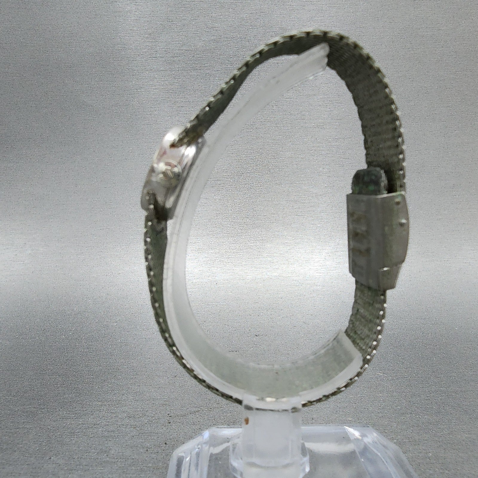 Rado Jade Watch Women 17mm Silver Dial Silver Tone Oval Manual Wind Runs6