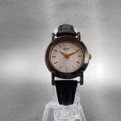 VTG Seiko Watch Women 22mm Silver Dial Black Tone Round 1N010A29 New Battery A15