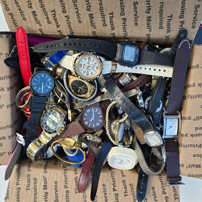 Watch Lot Men Women Citizen Fossil Wenger Stauer 18.2 LB VTG Modern PARTS0