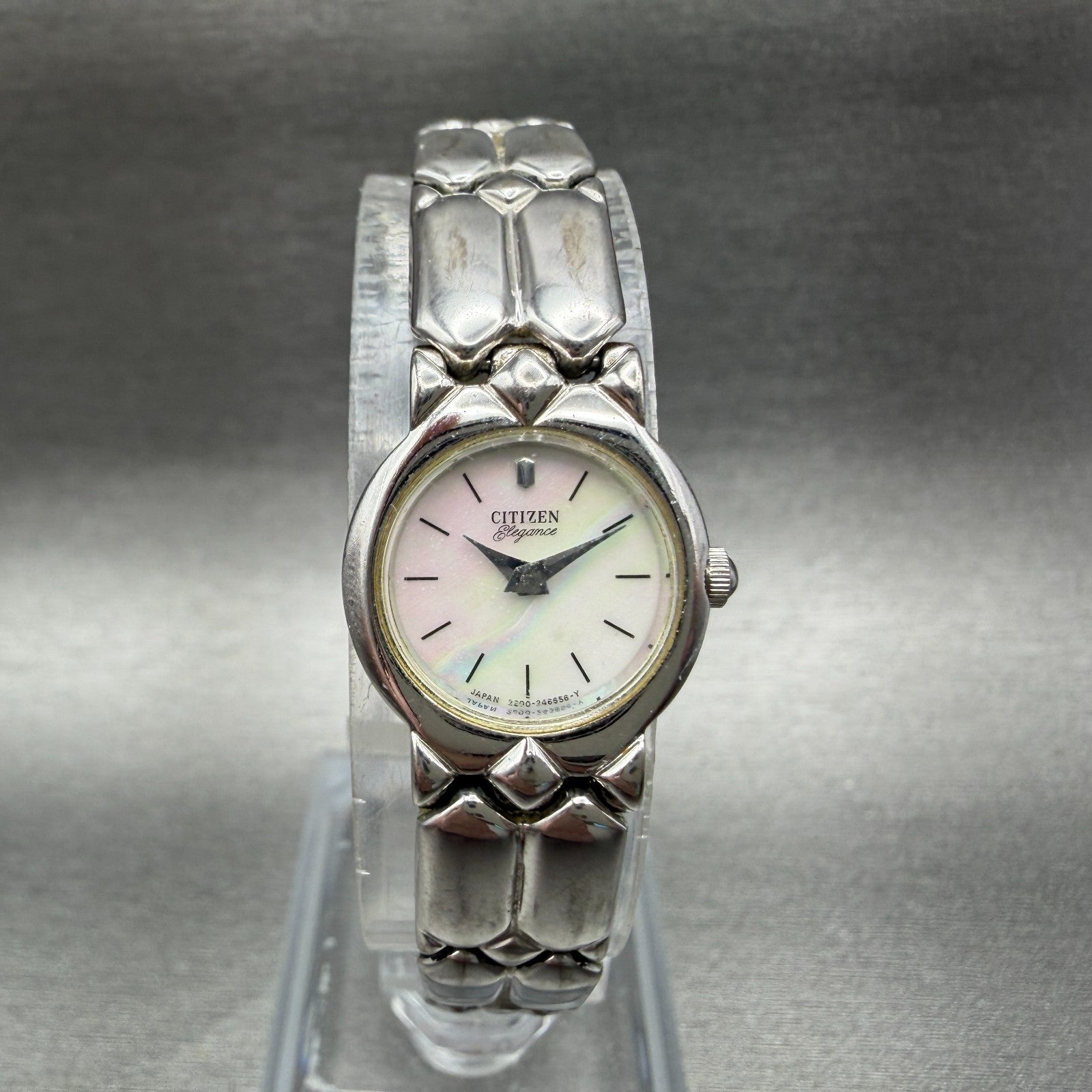 Citizen Watch Women 17mm MOP Dial Silver Tone Round 2200-241991 New Battery VTG0