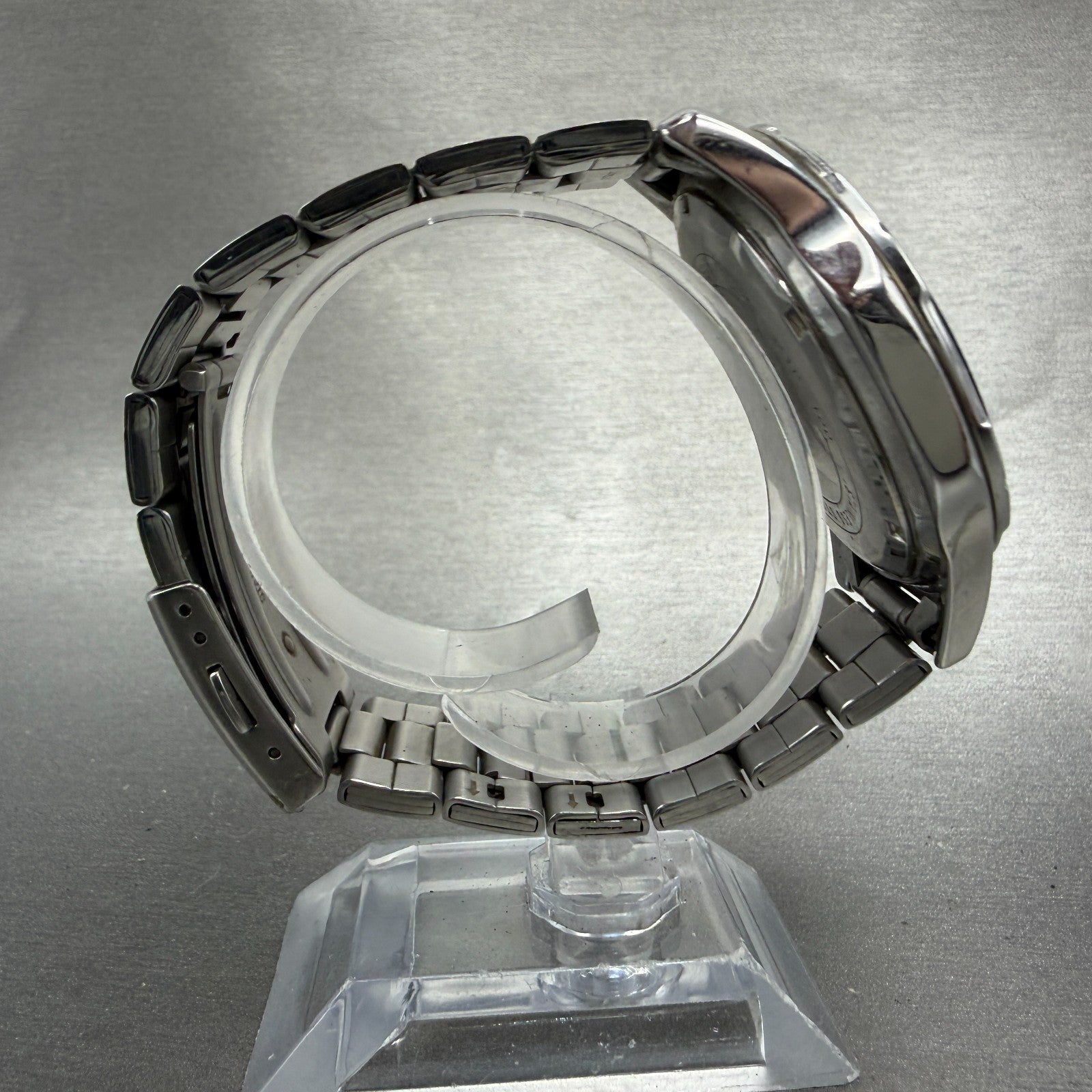 Casio Watch Men 44mm Silver Dial Silver Tone Daydate MTD-100 New Batt Blue Bezel8