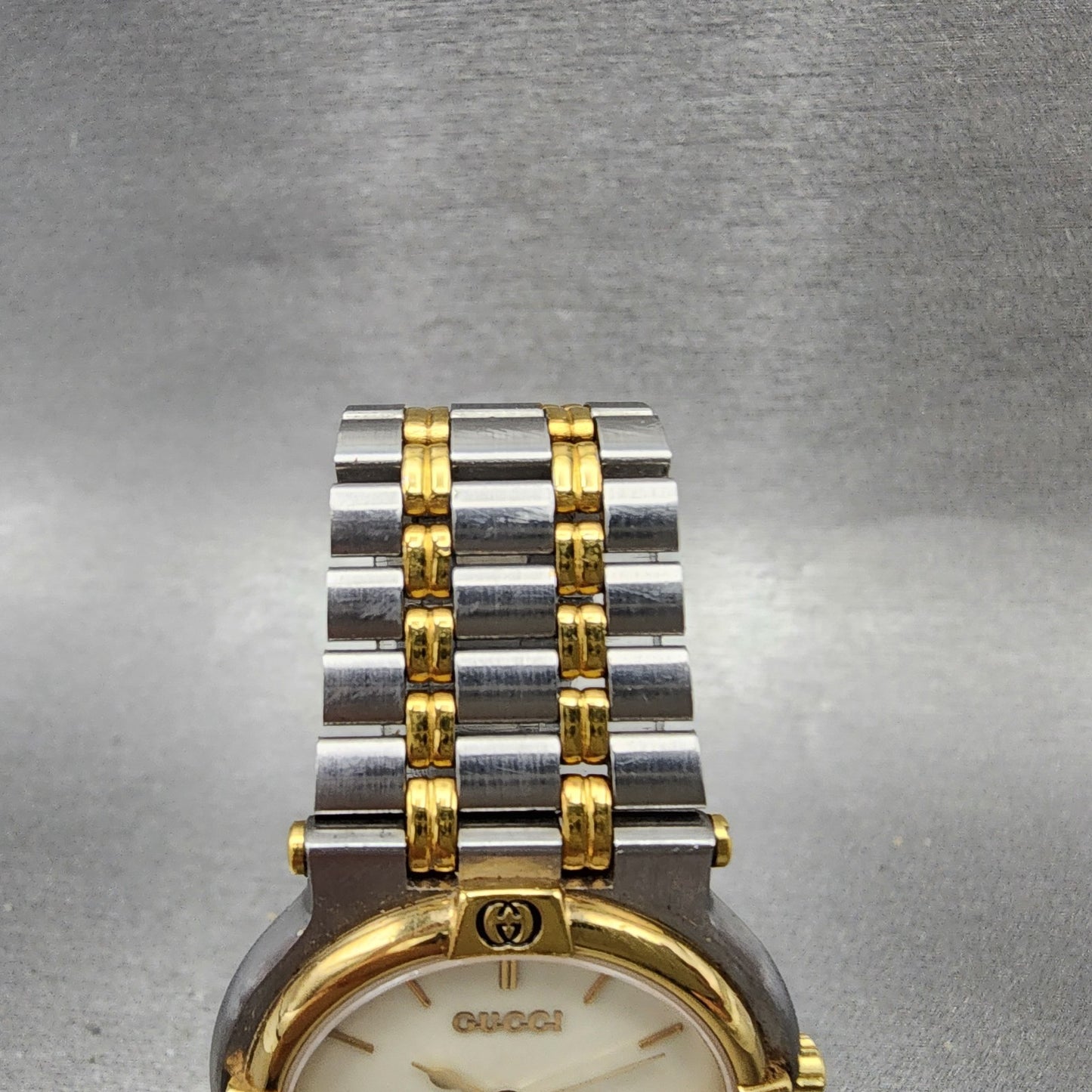 Gucci 9000M Watch Men 32mm Cream Dial Two Tone Date Round Bracelet New Battery4