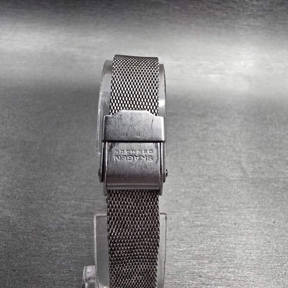 Skagen Watch Women 15mm Silver Dial Gold Tone Rectangle 136SGS New Battery BD7