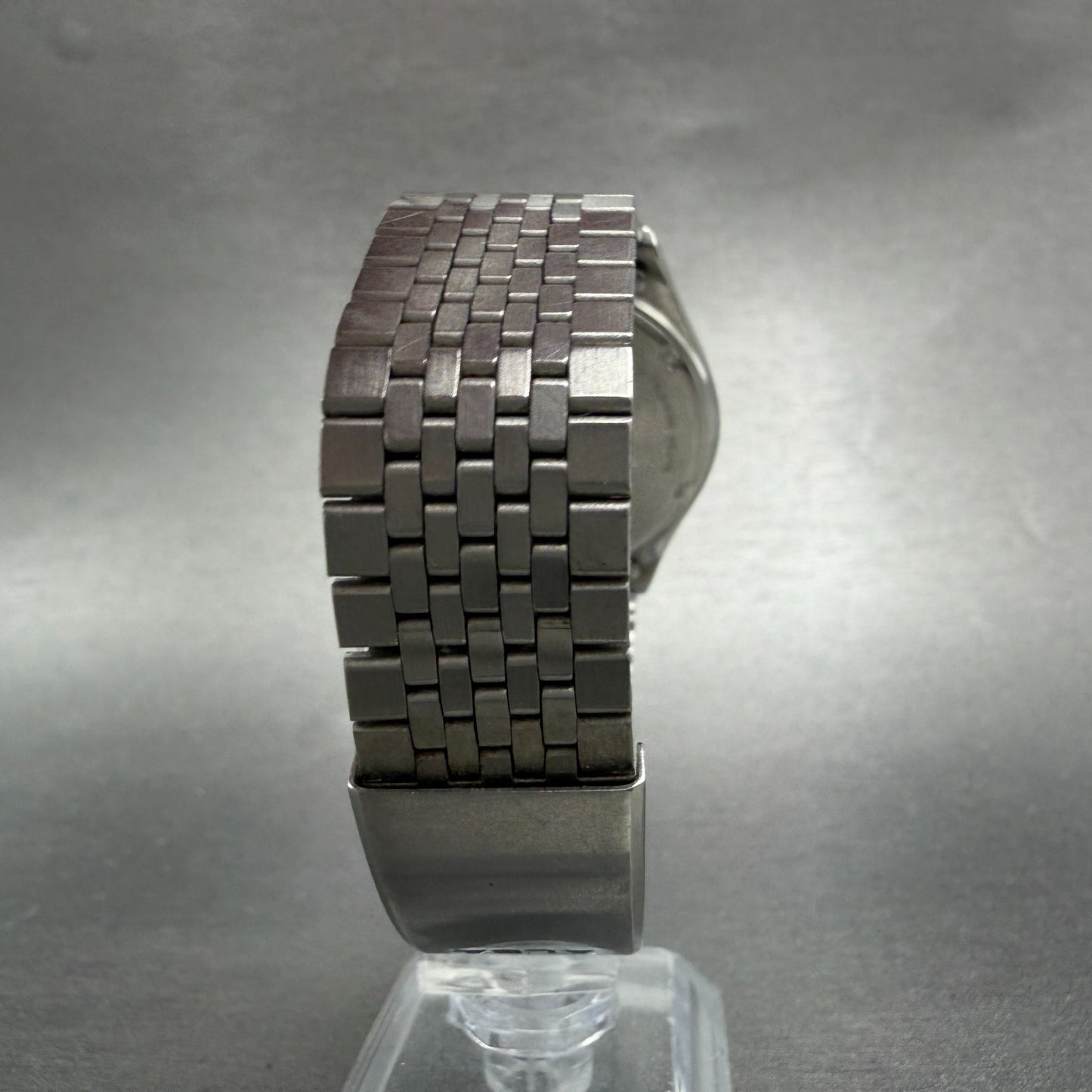 Seiko Alba Watch Men 37mm Black Dial Silver Tone Daydate V743-0a20 New Battery 47