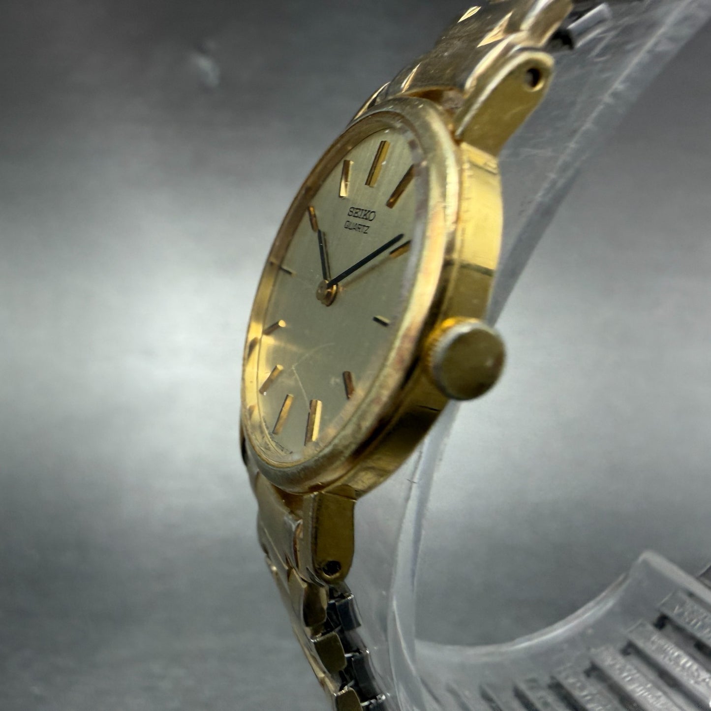 Seiko Watch Women 23mm Champagne Dial Gold Tone Round 1400-0049 New Battery2