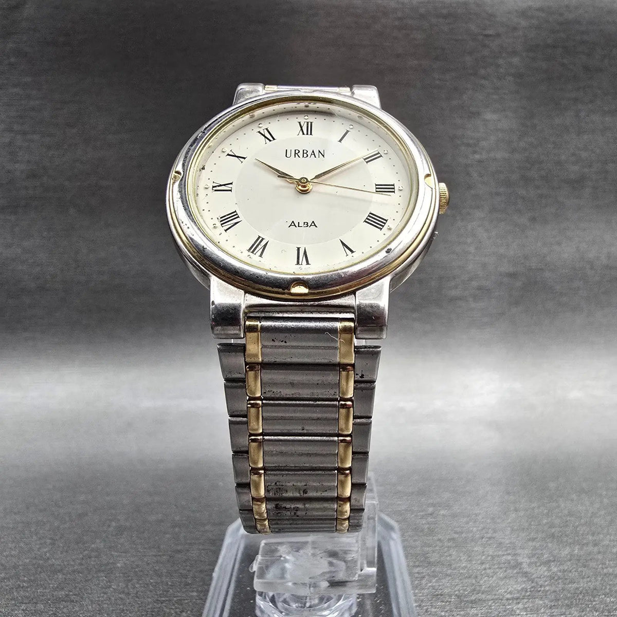 Seiko Alba Watch Men 31mm Ivory Dial Two Tone Round V701-1390 New Battery5