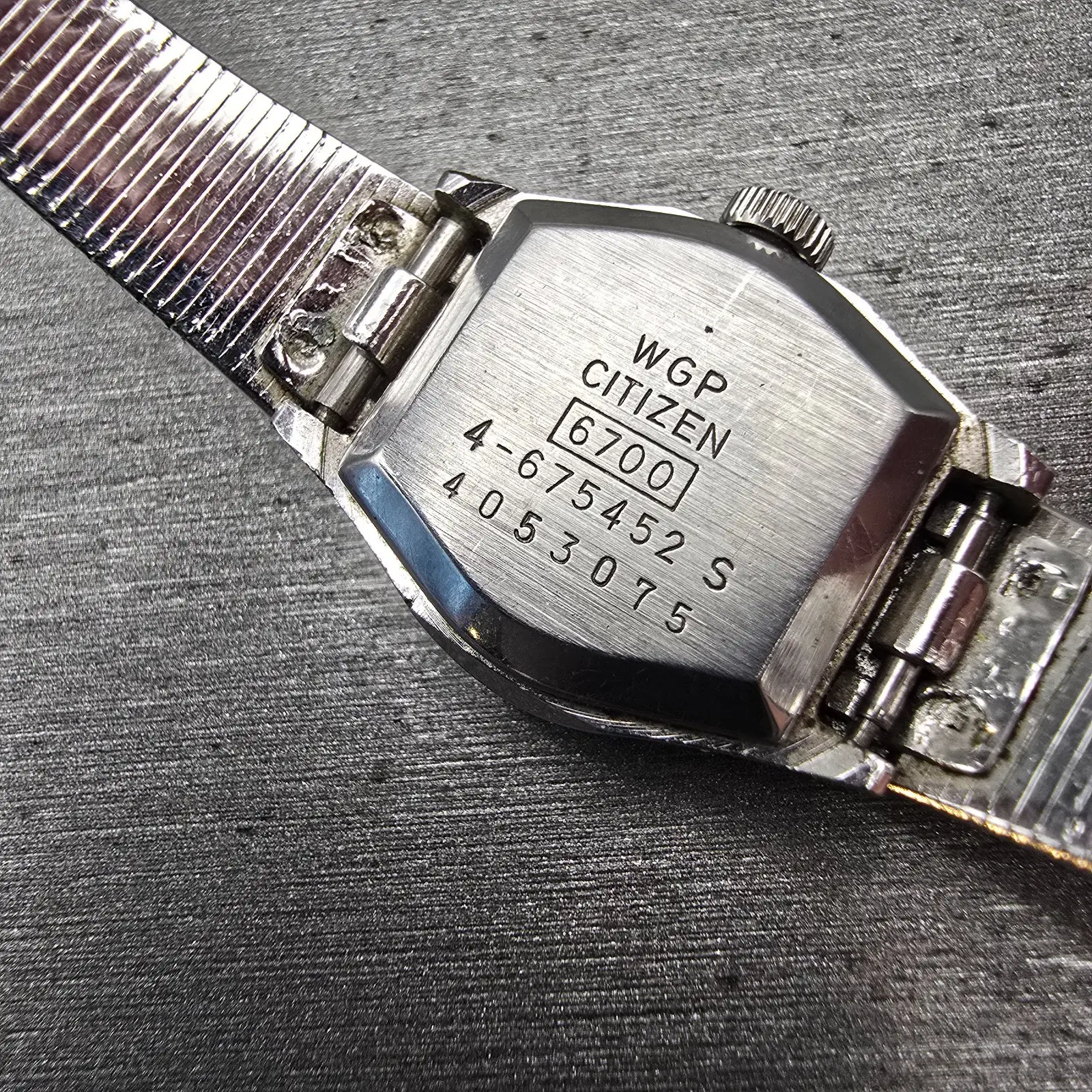 Citizen Watch Women 20mm Silver Dial Silver Tone Oval 4-675452 Manual Wind VTG10