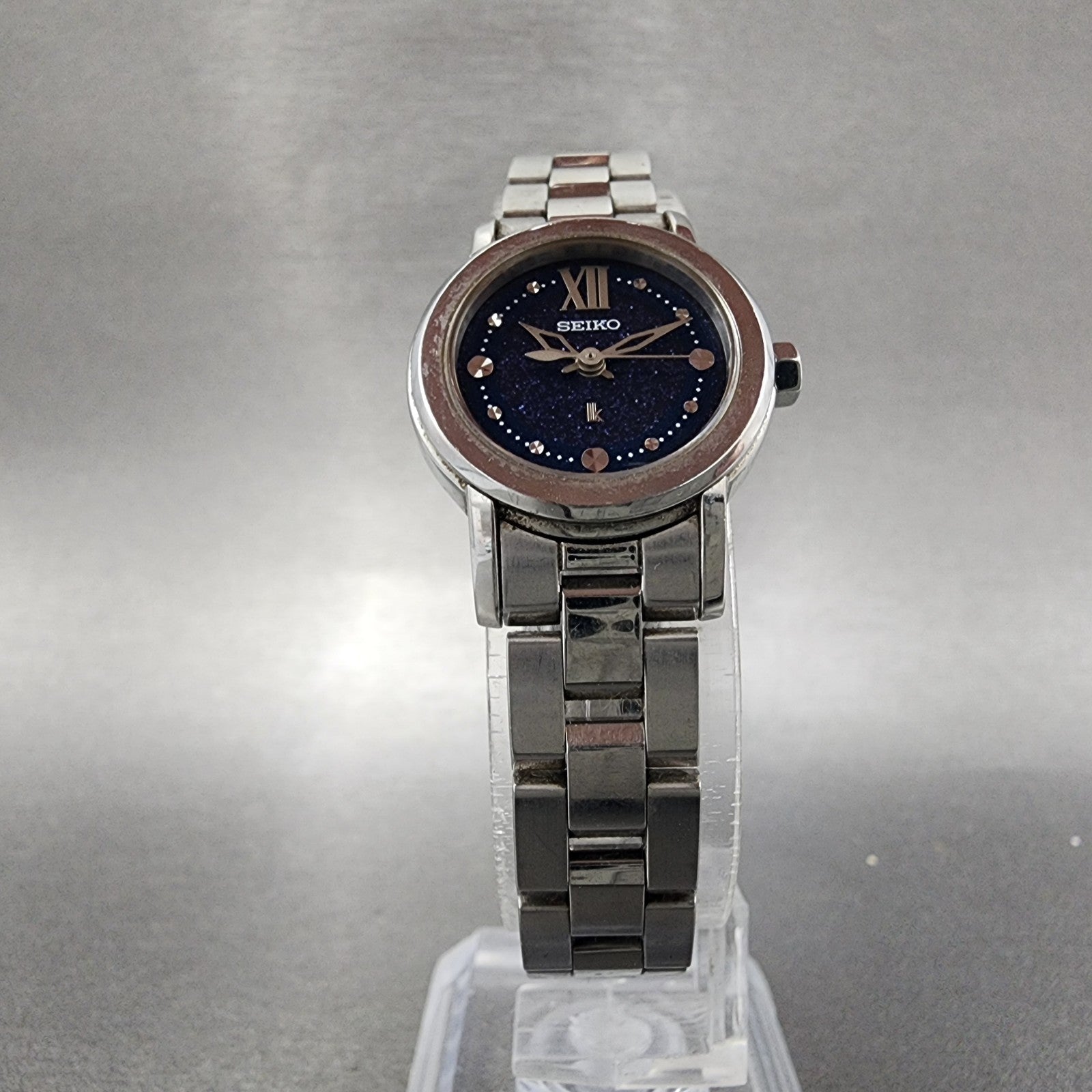 Seiko Solar Lukia Watch 22mm Women Blue Dial Steel Round V1170AK0 Runs5