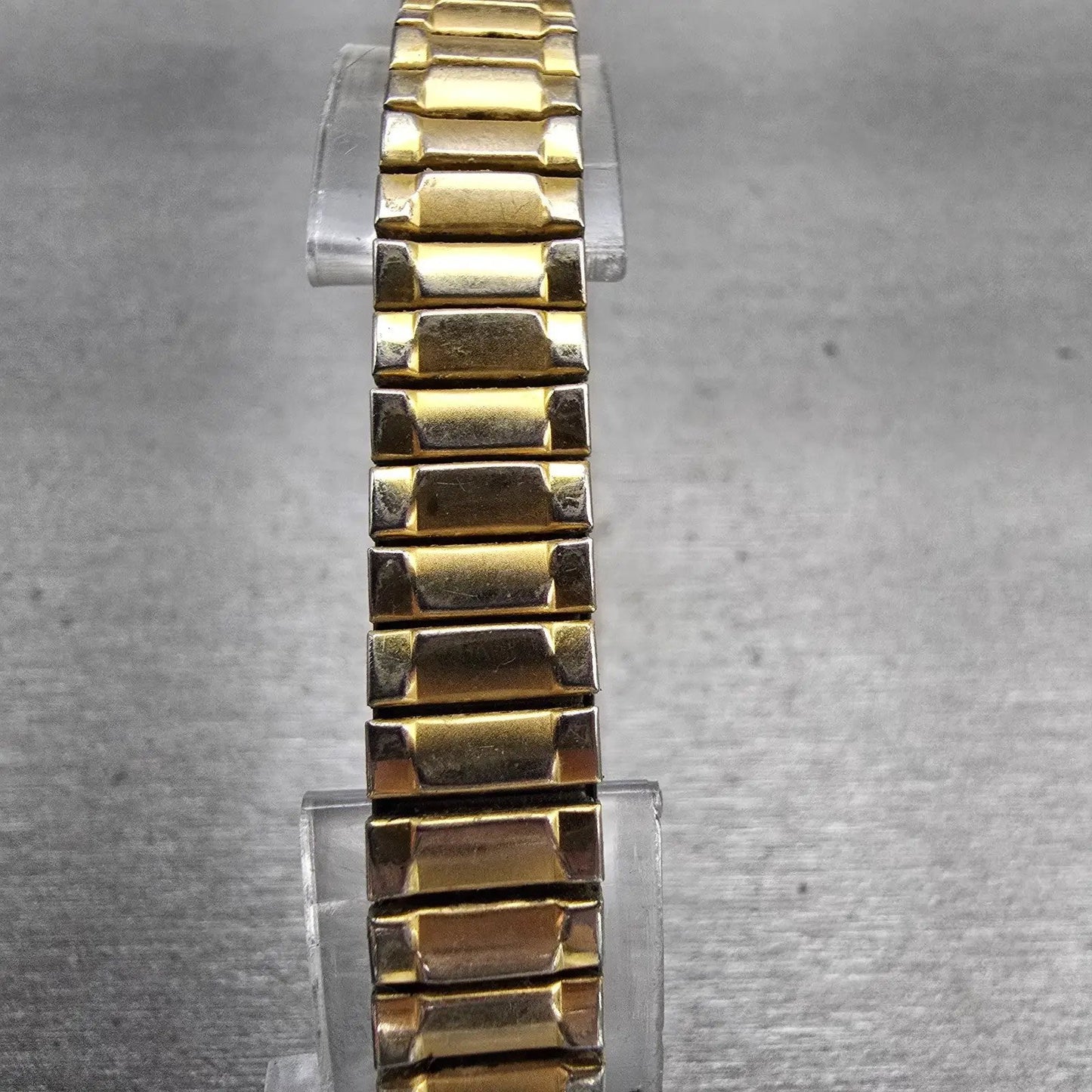 Seiko Watch Women 12mm Gold Dial Gold Tone Rectangle 2E20-5239 New Battery VTG7