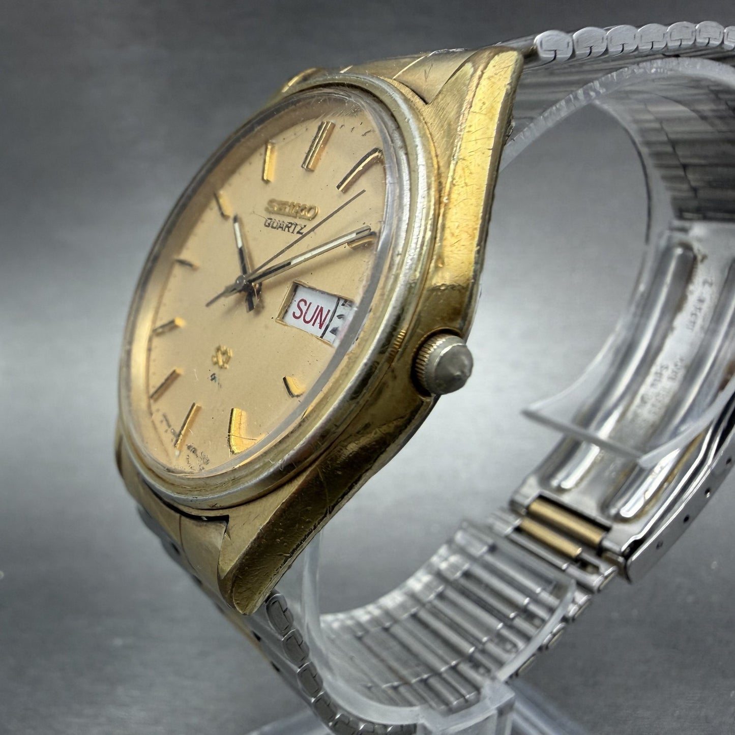 Seiko SQ Watch Men 35mm Gold Dial Two Tone Daydate Round 8223-8019 New Battery O2