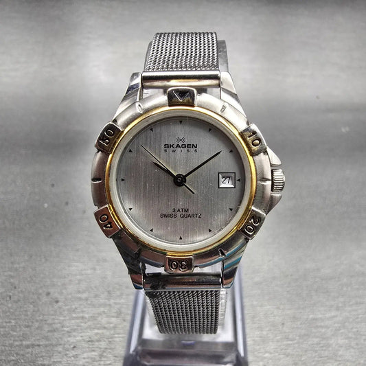 Skagen Denmark Watch Women 26mm Silver Dial Two Tone Date Round 63SGSS New Batt0