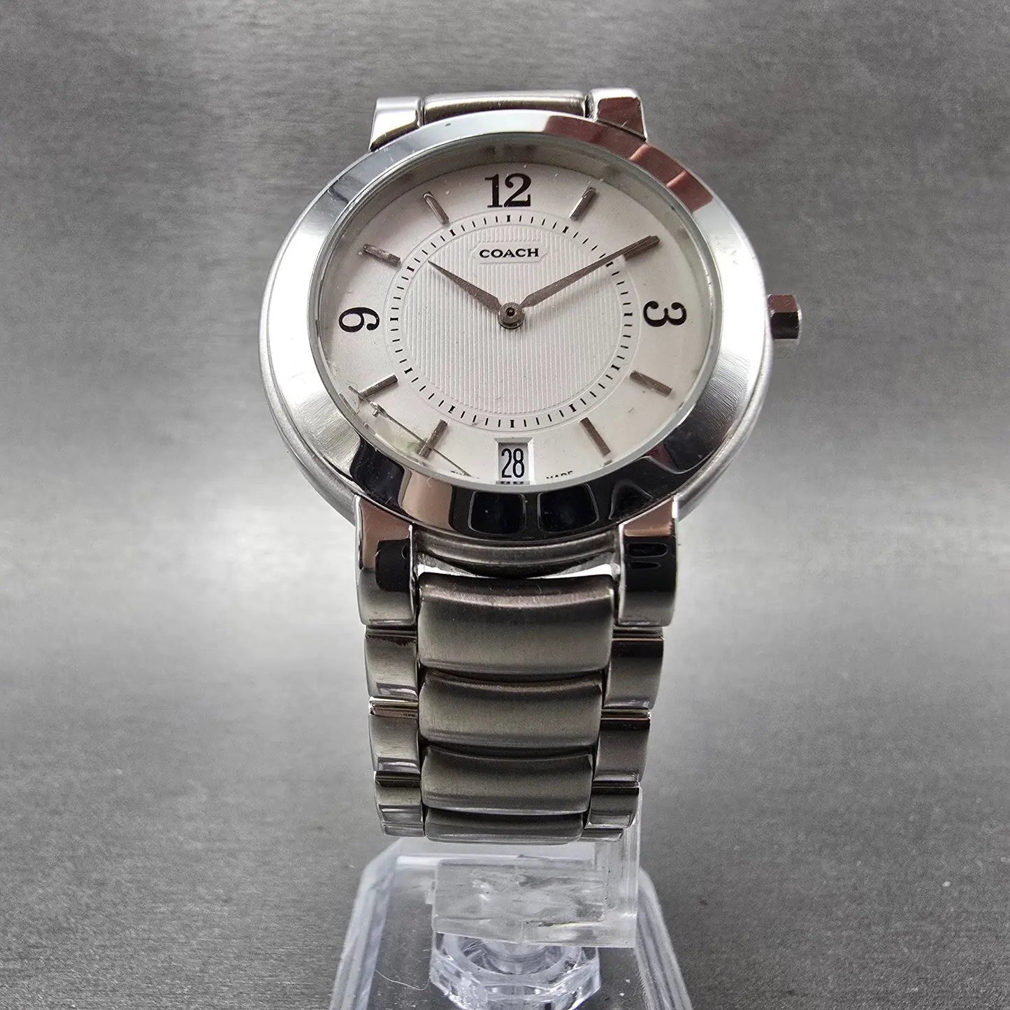 Coach W516 Watch Women 34mm White Dial Silver Tone Date Round PARTS LOOSE HANDS6