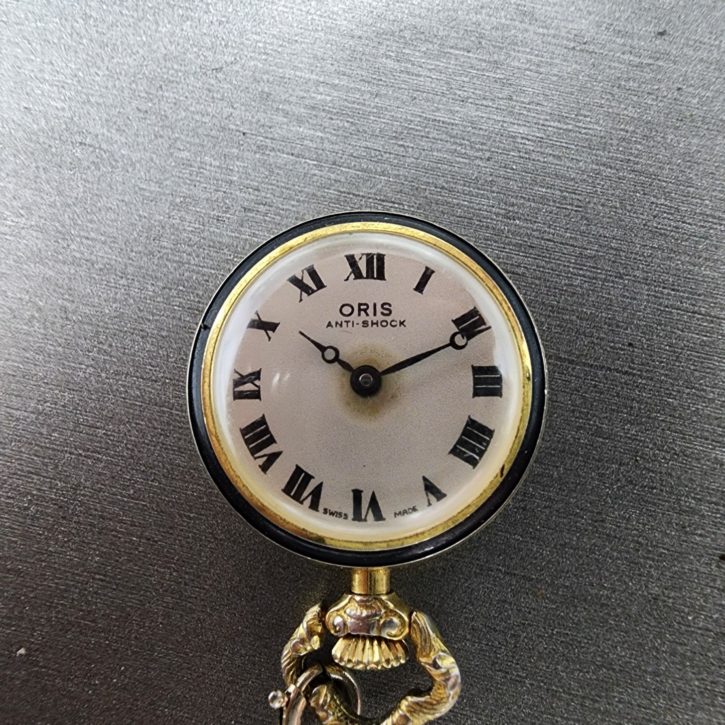 Oris Pocket Watch Women 24mm White Dial Gold Tone Manal Wind Runs Vintage0