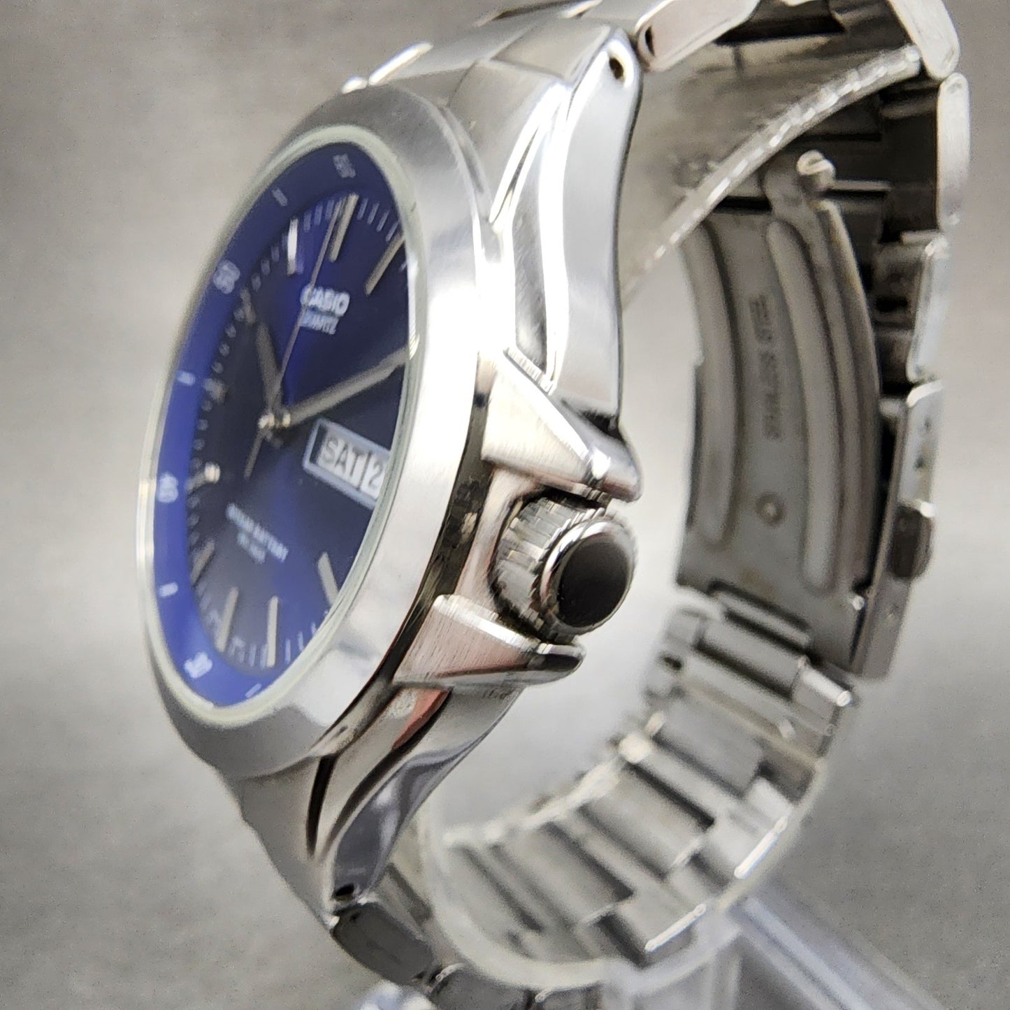 Casio Watch Men 38mm Blue Dial Silver Tone Daydate MTP1228D New Battery2