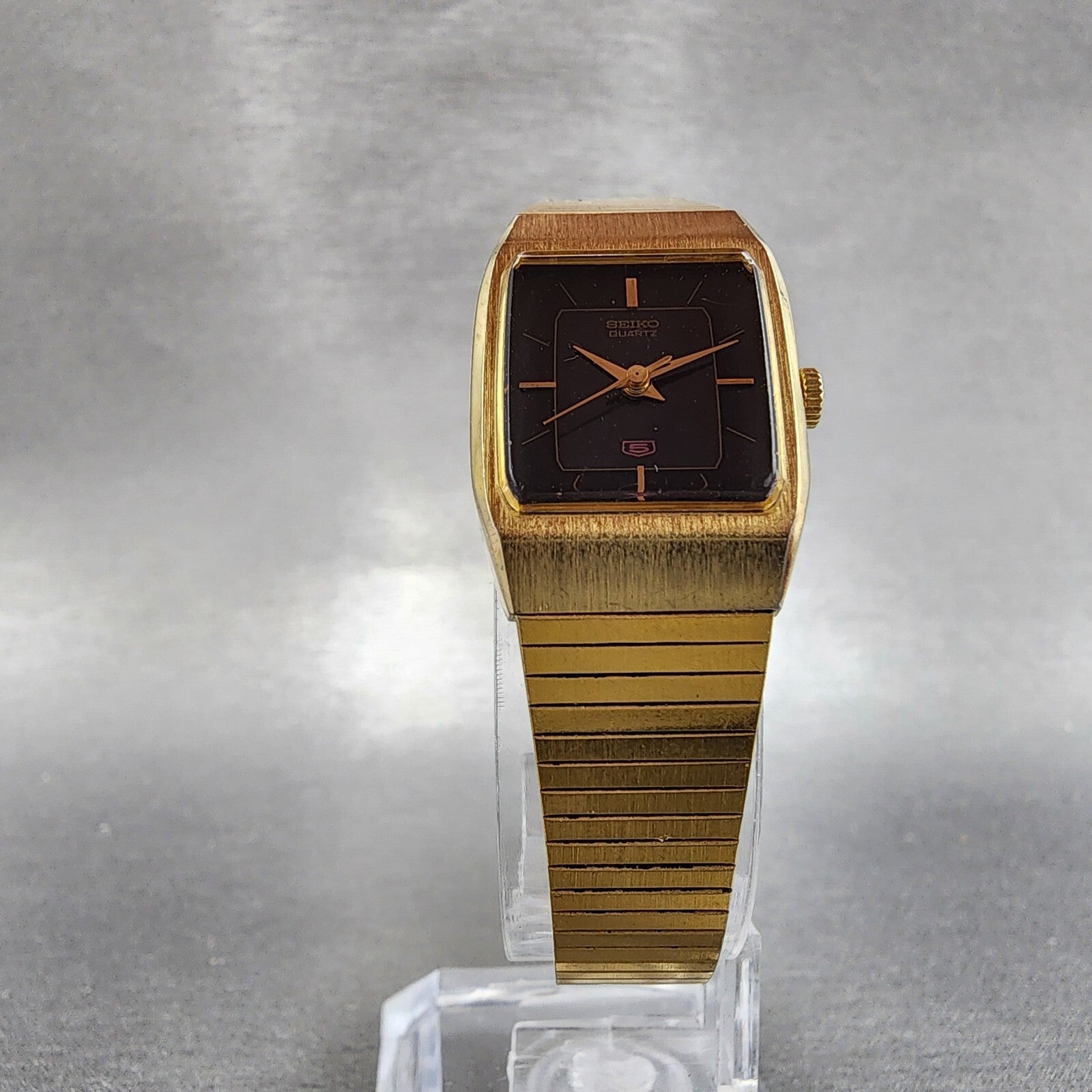 Seiko Tank Watch Women 18mm Black Dial Gold Tone Rectangle 2B215020 New Battery5