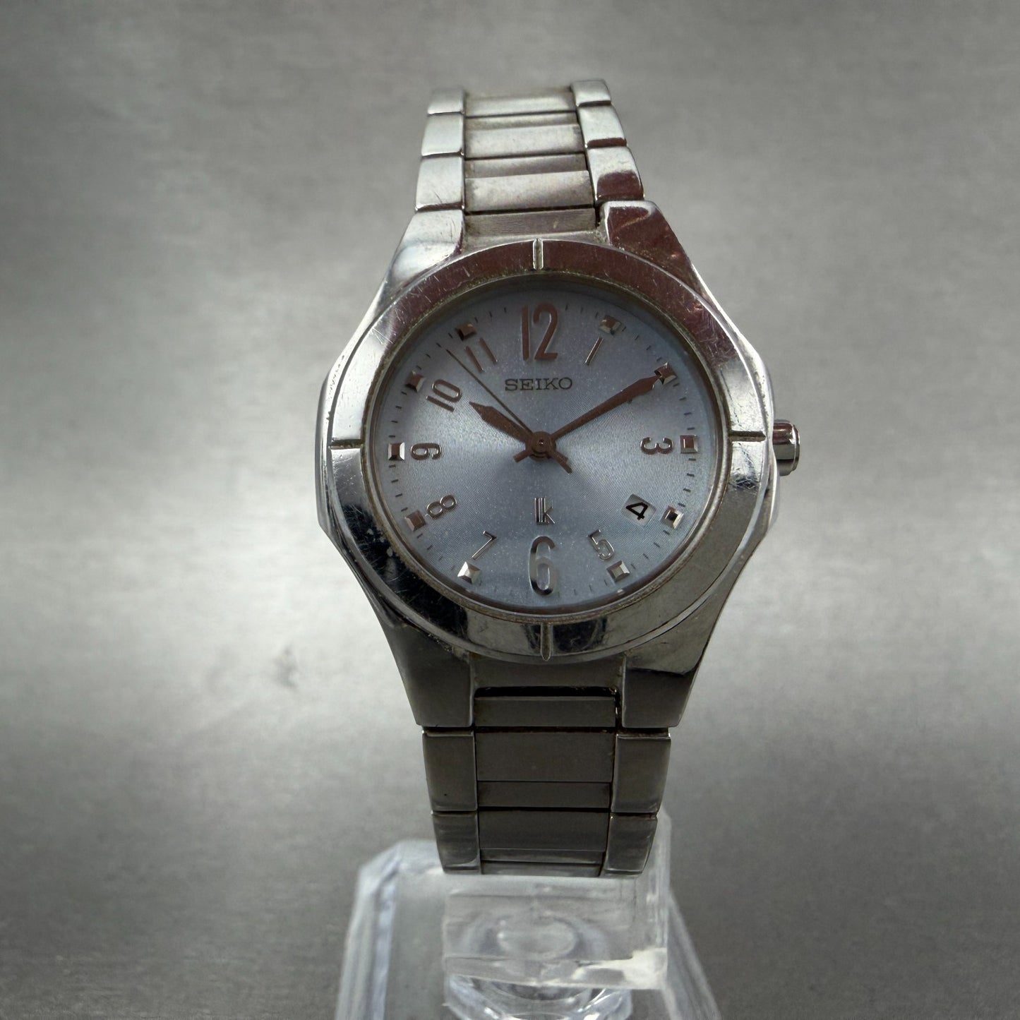 Seiko Lukia watch Women 27mm Blue Dial Silver Tone Date 7N82-0AX0 New Battery5
